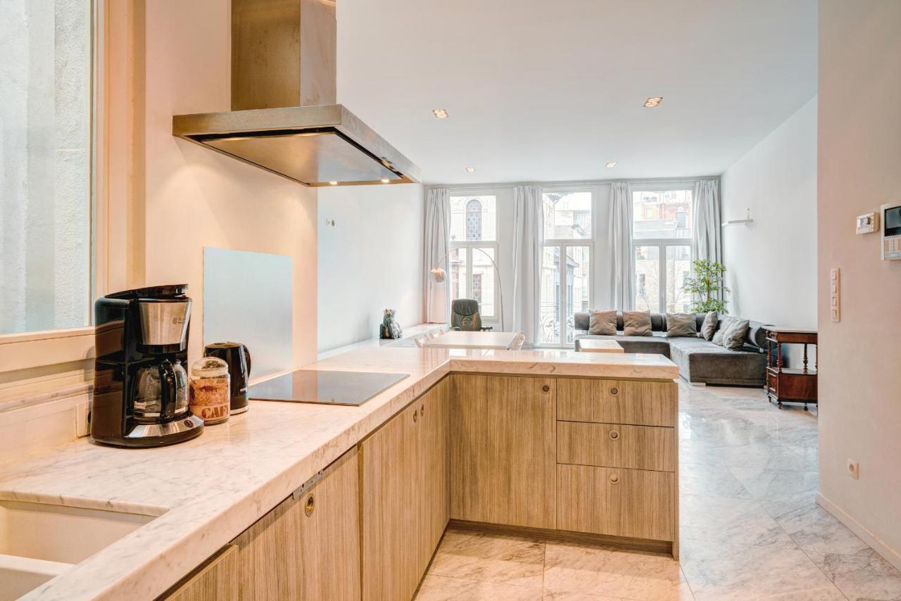 Three Bedroom Marble Apartment In The Heart Of Antwerpen Exterior foto
